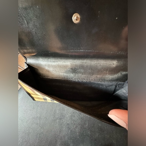 Burberry Nova Check Long Wallet Cloth & Leather Tab & Black - Picture 4 of 10